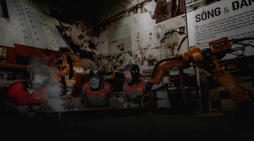 How Bearings, Roller Chains, and Welding Wire Support Modern Manufacturing 